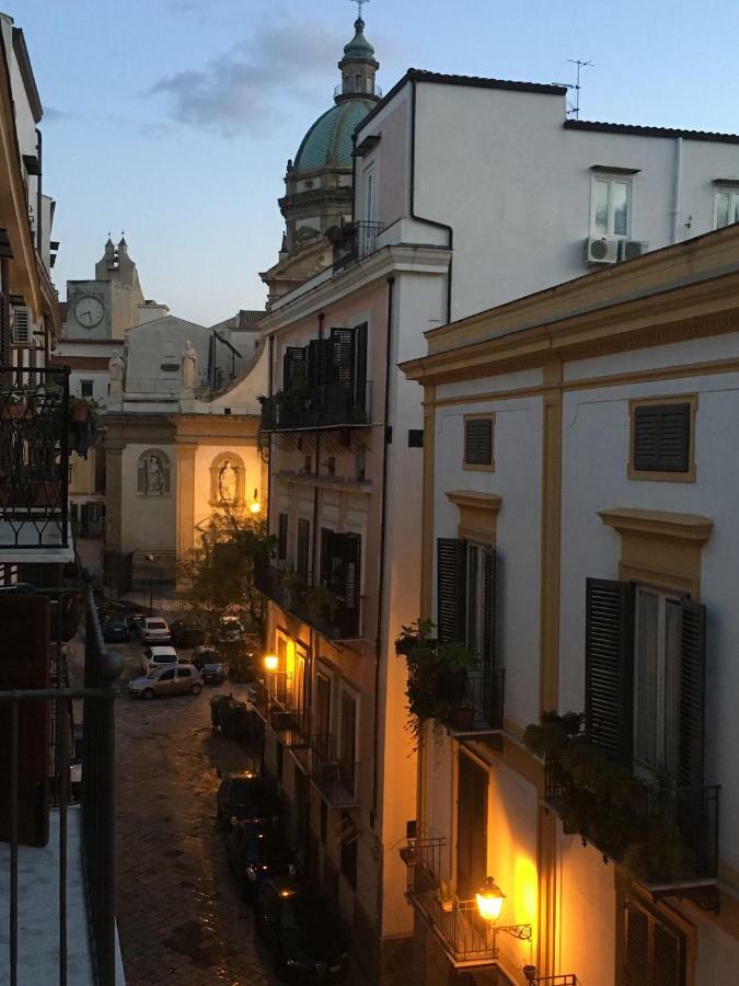 Casa Cécile ( centro storico) Palermo Exterior foto